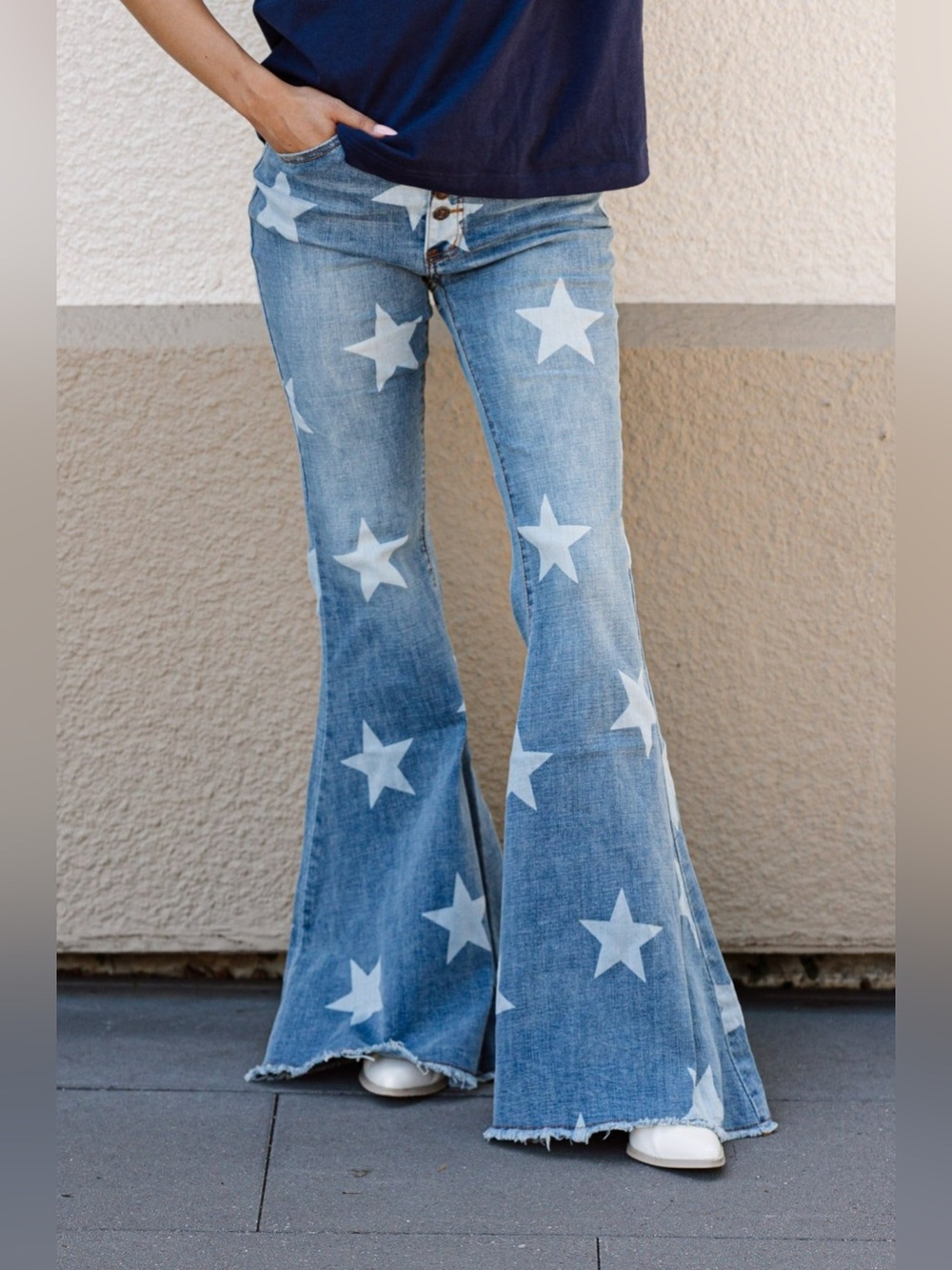 BLUE BUTTERCUP Oh Say Can You See Star Printed Denim Flare Jeans Patriotic NEW - Picture 4 of 8